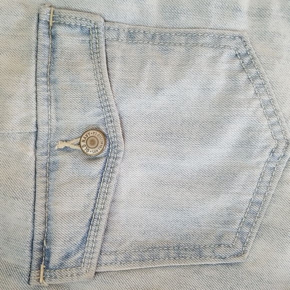 Old Navy Cutest Jean Shorts Ever - Really show off your legs 😁 - Picture 8 of 11